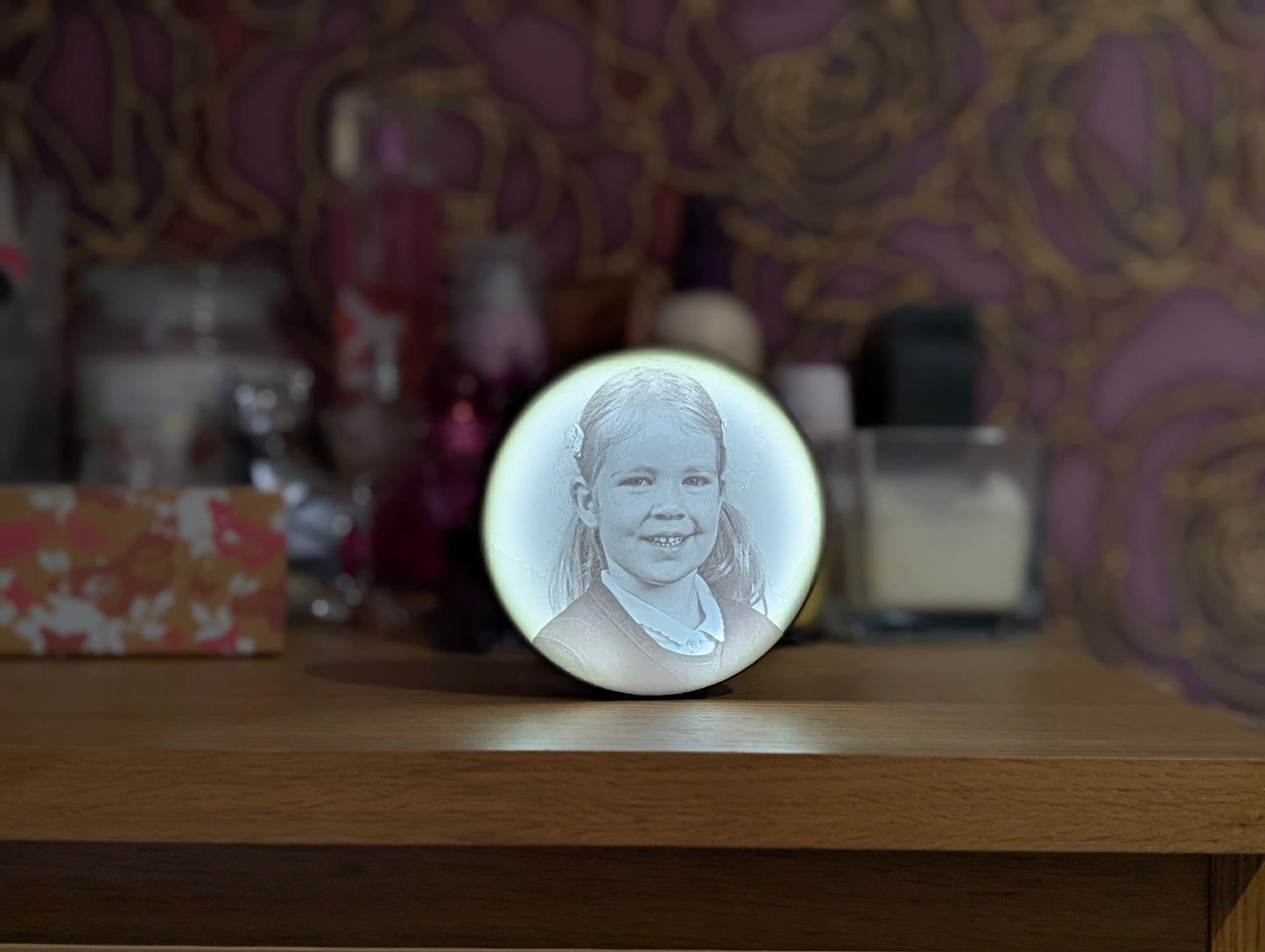 Illuminate Memories: Personalized 3D Printed Lithophane Photo Frame with LED Lighting